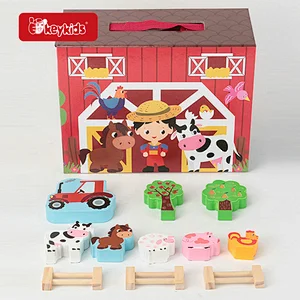 Hot Selling Educational Role Play Scene Toy Wooden Farm Play Box For Kids W06A551